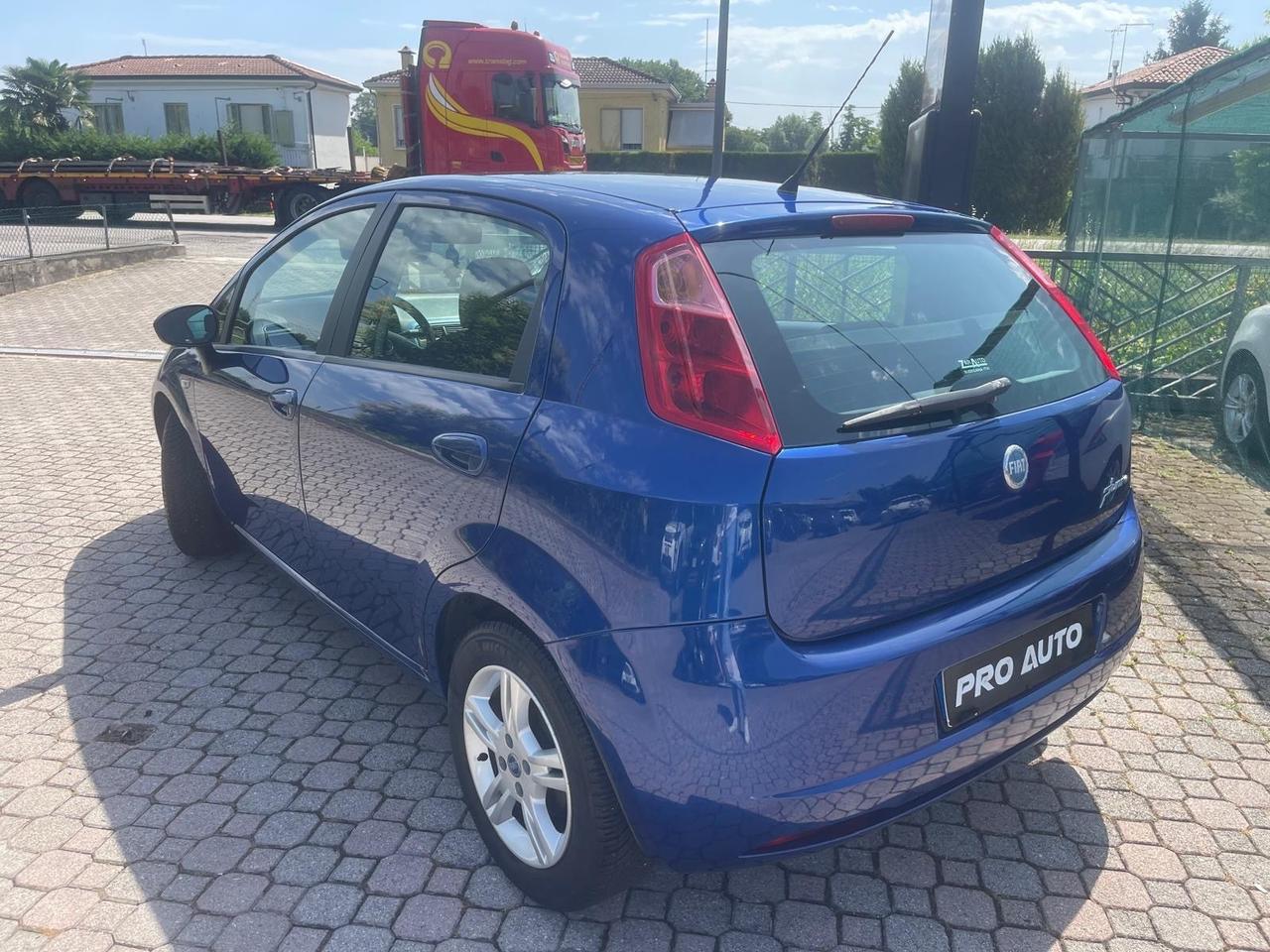 Fiat Grande Punto Grande Punto 1.4 5 porte Dynamic GPL