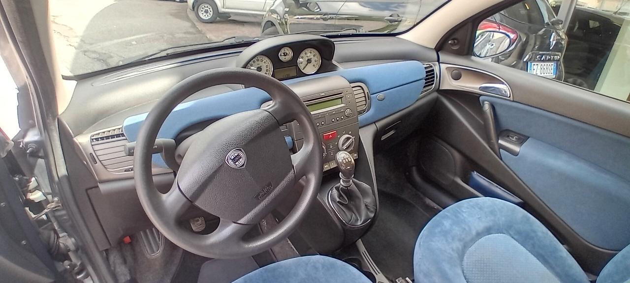 Lancia Ypsilon 1.2