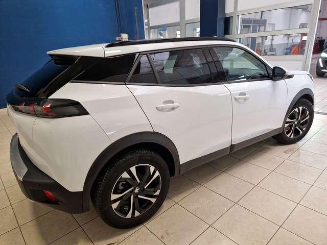 Peugeot 2008 PureTech 130 S&S Allure Pack