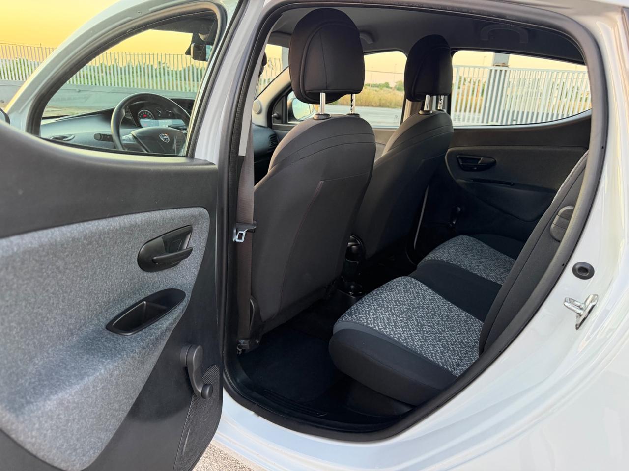 LANCIA YPSILON 1.2 5P 69CV ELEFANTINO BLU MY18