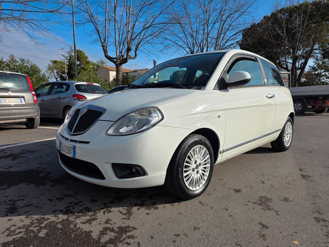 Lancia Ypsilon 1.4 Platino Ecochic GPL