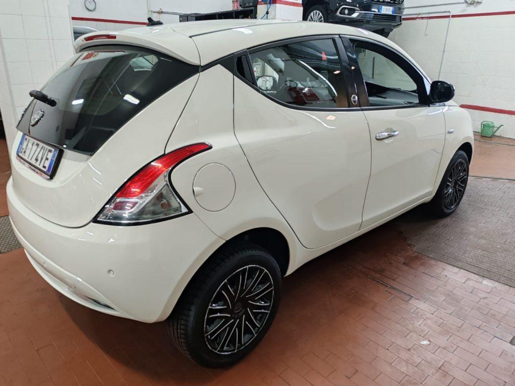 LANCIA Ypsilon 1.2 69 CV 5 porte GPL Gold