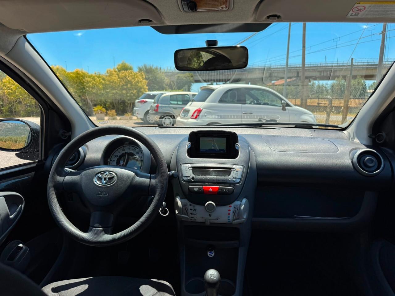 Toyota Aygo 1.0 12V VVT-i 5 porte Deep Ocean Connect