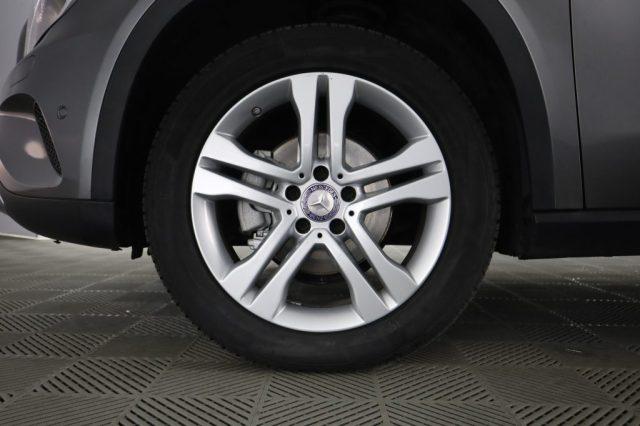 MERCEDES-BENZ CLA sse GLA GLA 200 d Automatic Sport