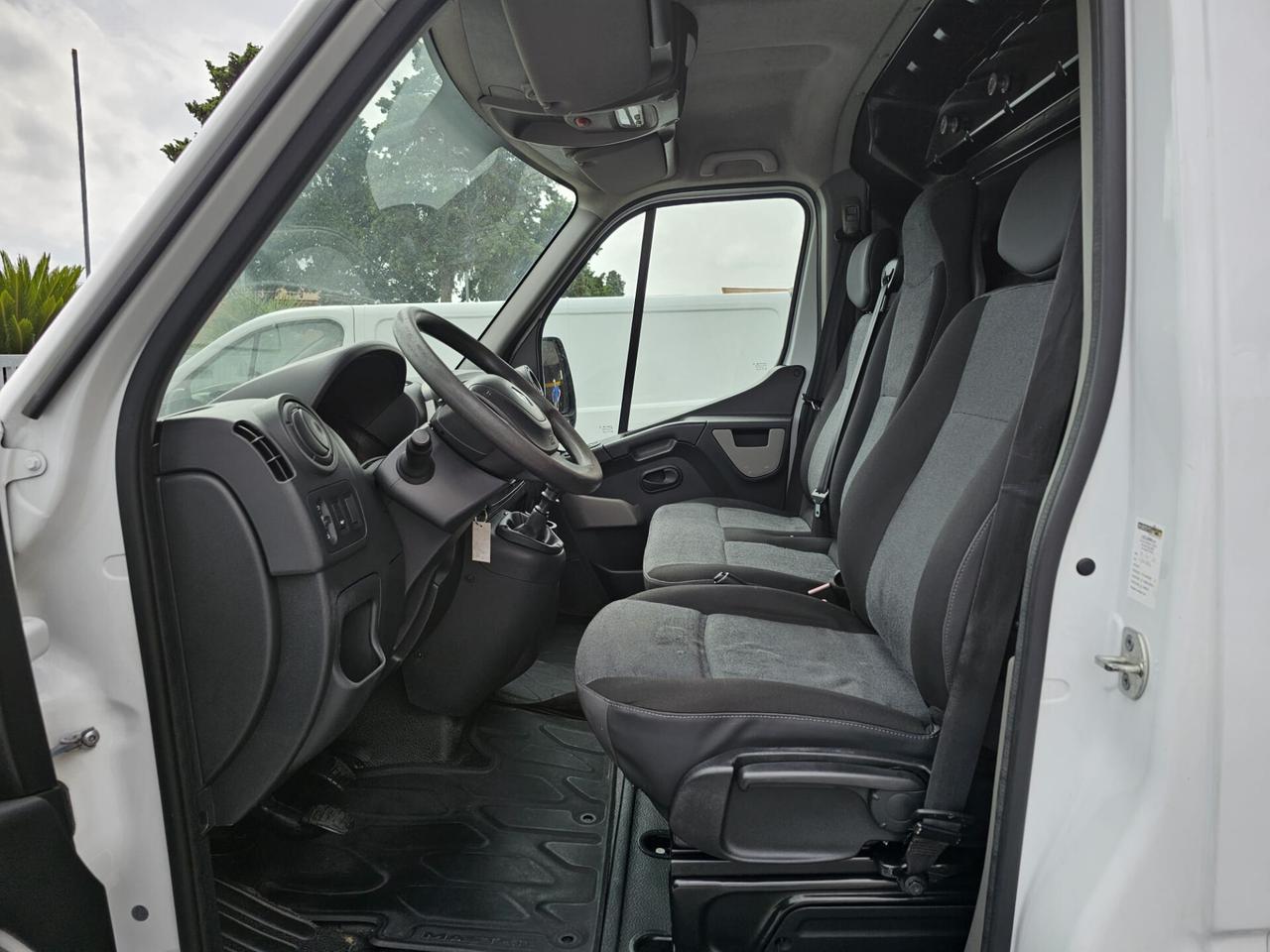 Renault Master 28 2.3 Dci PC TN 3 Posti- Coibentazione leggera