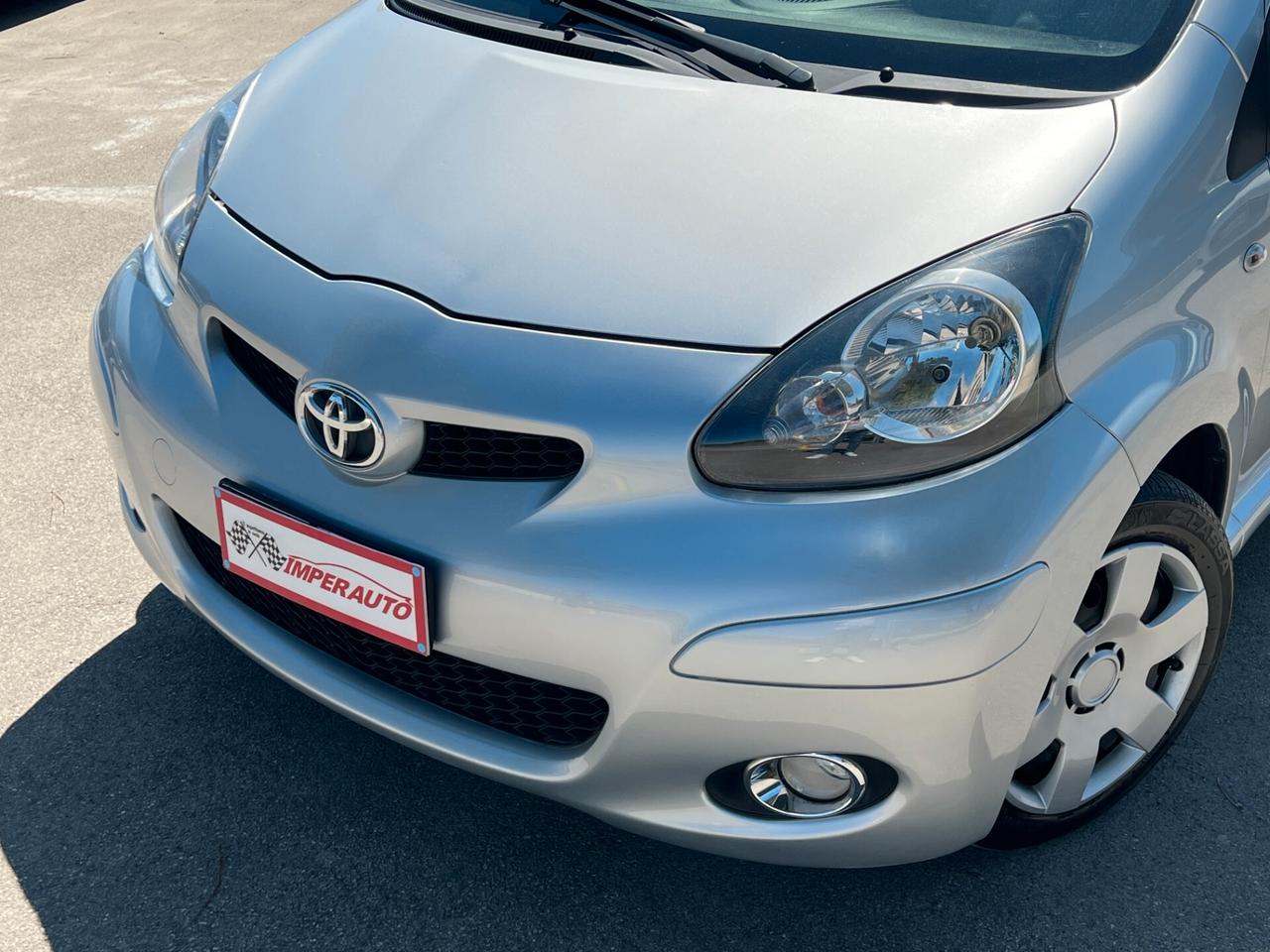 Toyota Aygo 1.0 12V VVT-i 5 porte Now