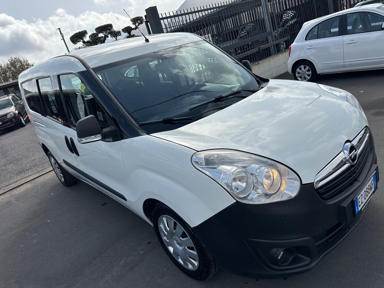 Opel Combo 1.6 CDTi 105CV PL-TN Club N1