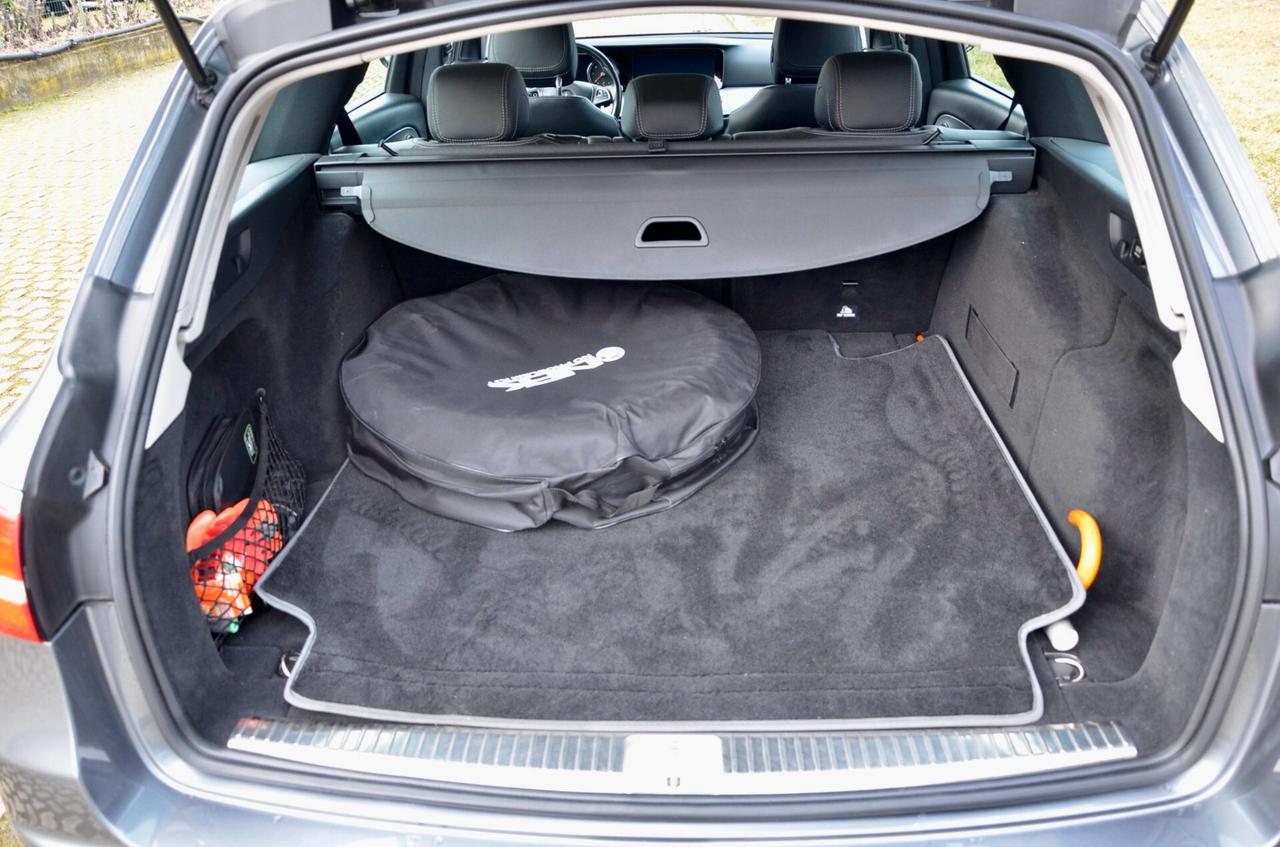 MERCEDES-BENZ SW E 220d SPORT 194cv AUTO, UFF ITALIANA, SERVICE MERCEDES, FULL LED, RETROCAMERA, PERMUTE