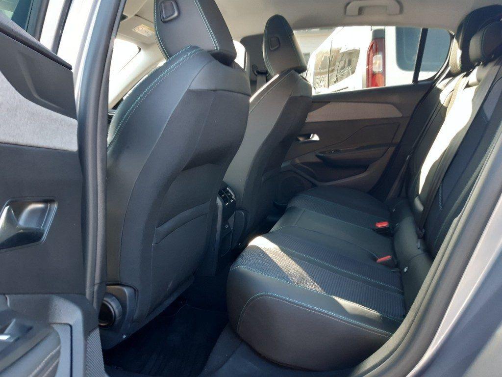 Peugeot 308 BlueHDi 130 S&S EAT8 GT
