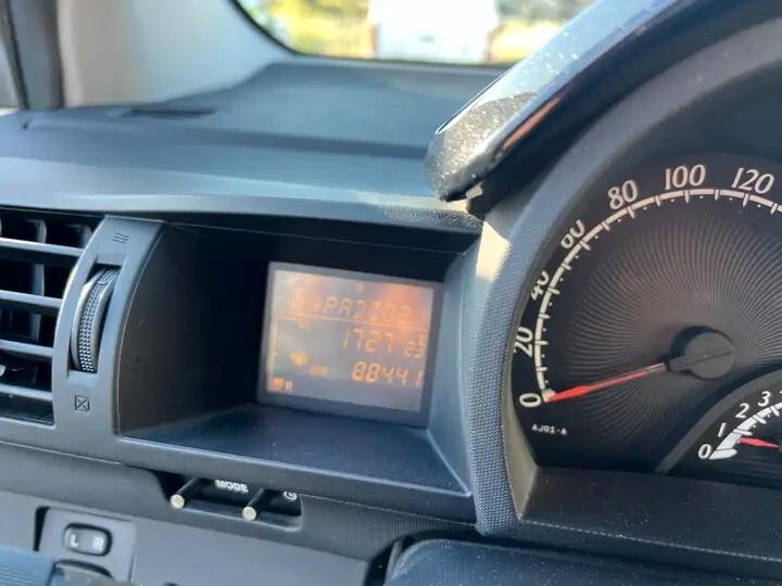 Toyota iQ 1.0 Lounge