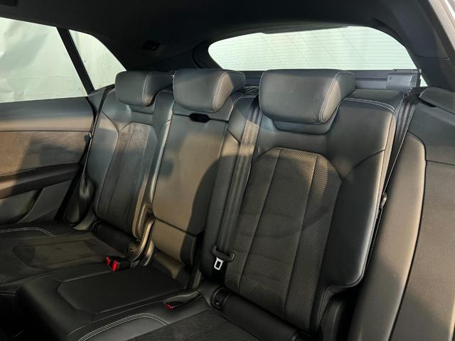 AUDI Q8 45 TDI quattro tiptronic Sport S-LINE