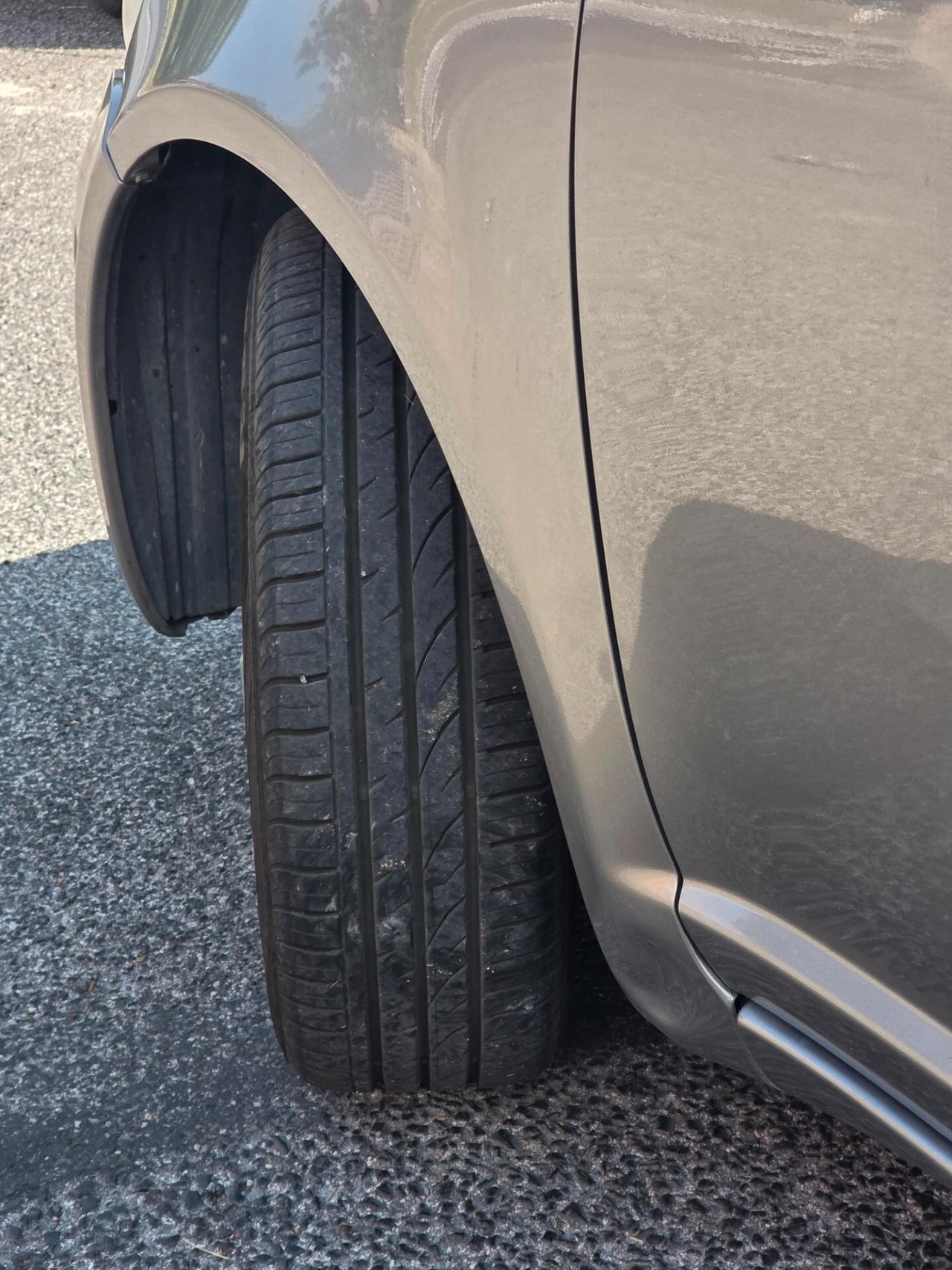Toyota Yaris 1.3 16V cat 3 porte Sol