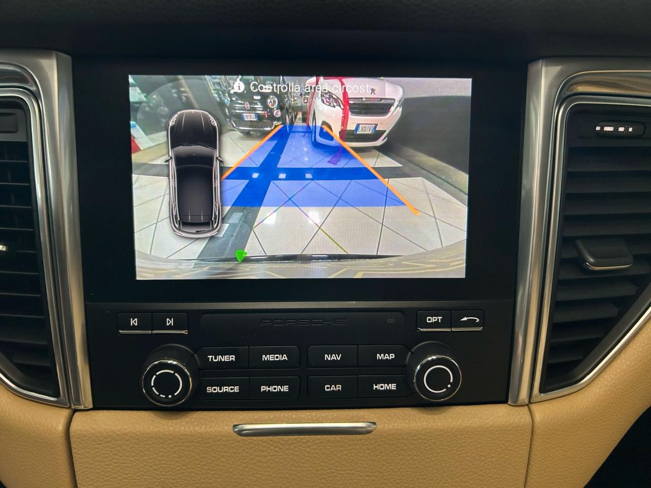 Porsche Macan S