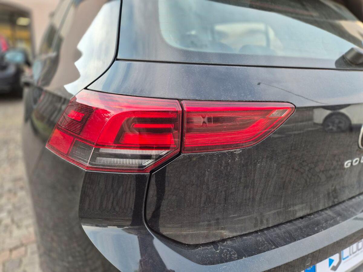 Volkswagen Golf 1.5 etsi evo Life 150cv dsg