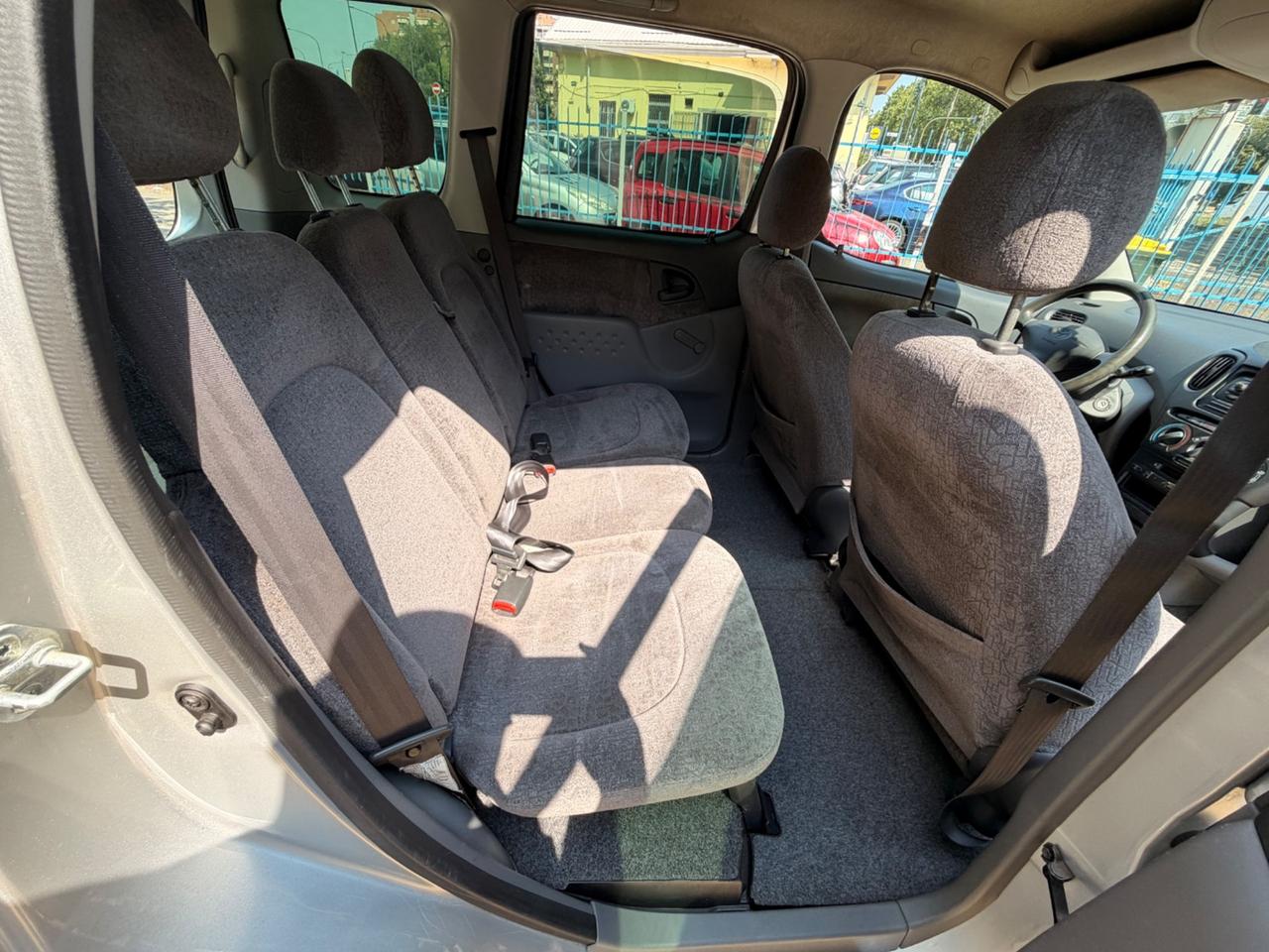 Toyota Yaris Verso 1.3i 16V cat Sol *GPL 2036*