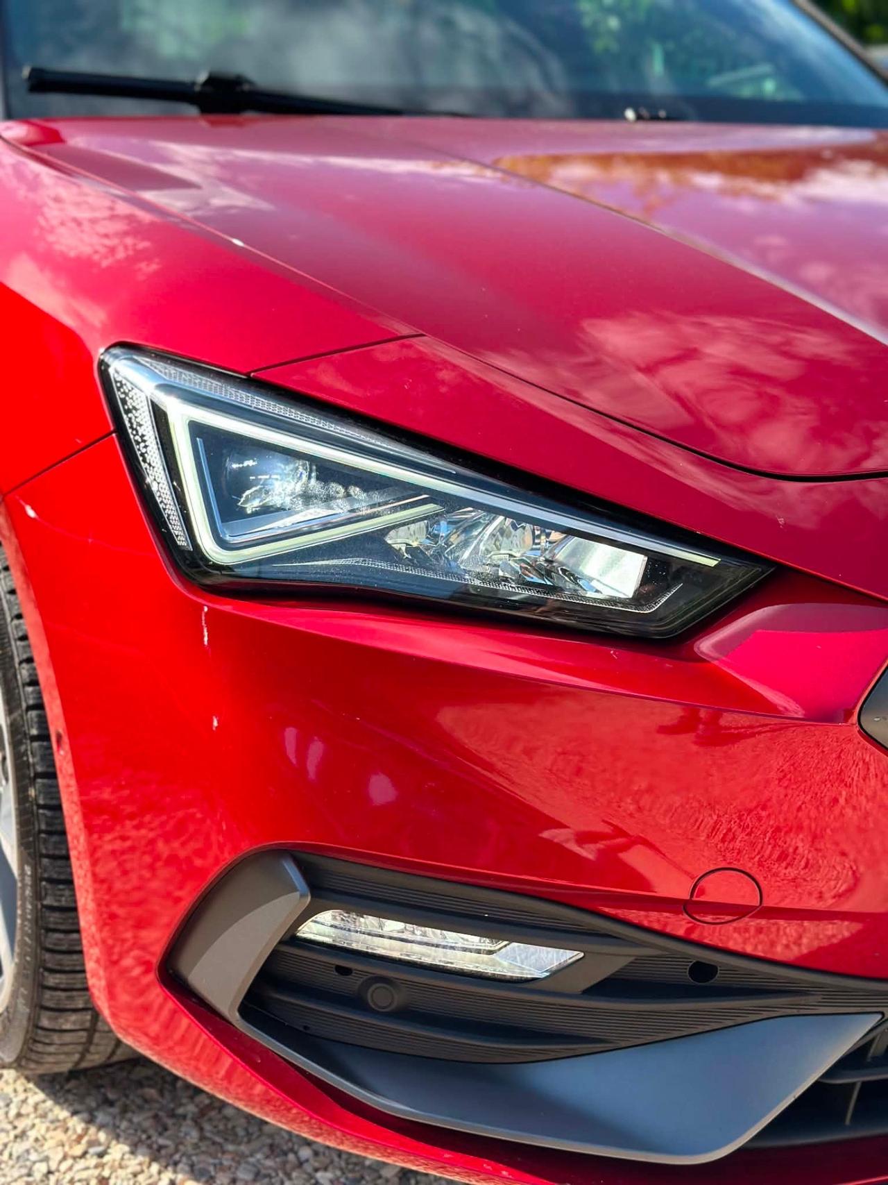 Seat LEON 1.5 eTSI HYBRID FR KMCERT GARANZ UNICOPR
