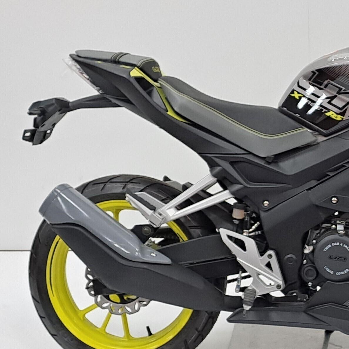 UM Moto. XTREET RS 125 SUPERPREZZO