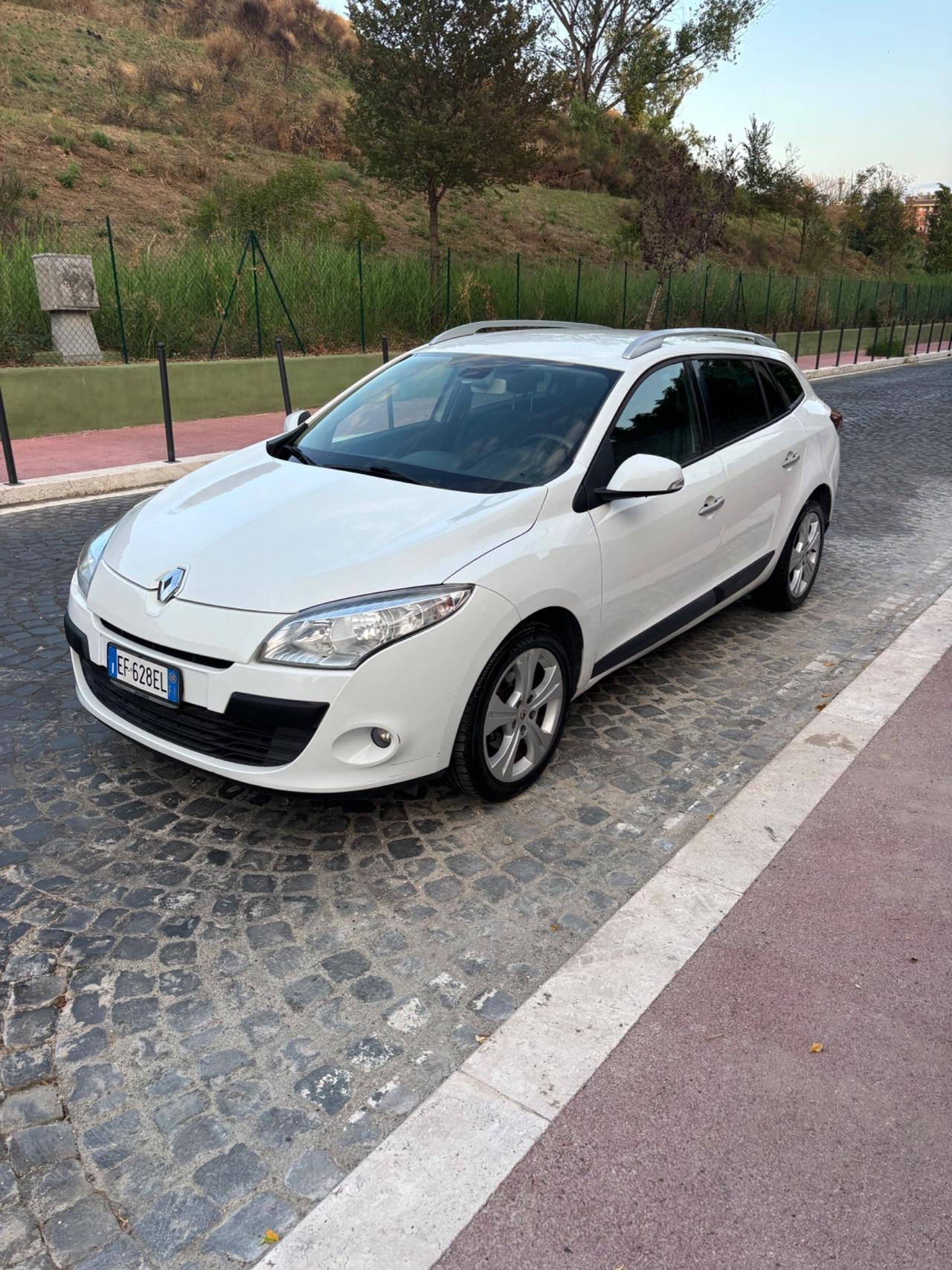 Renault Megane Mégane 1.5 dCi 110CV SporTour Confort