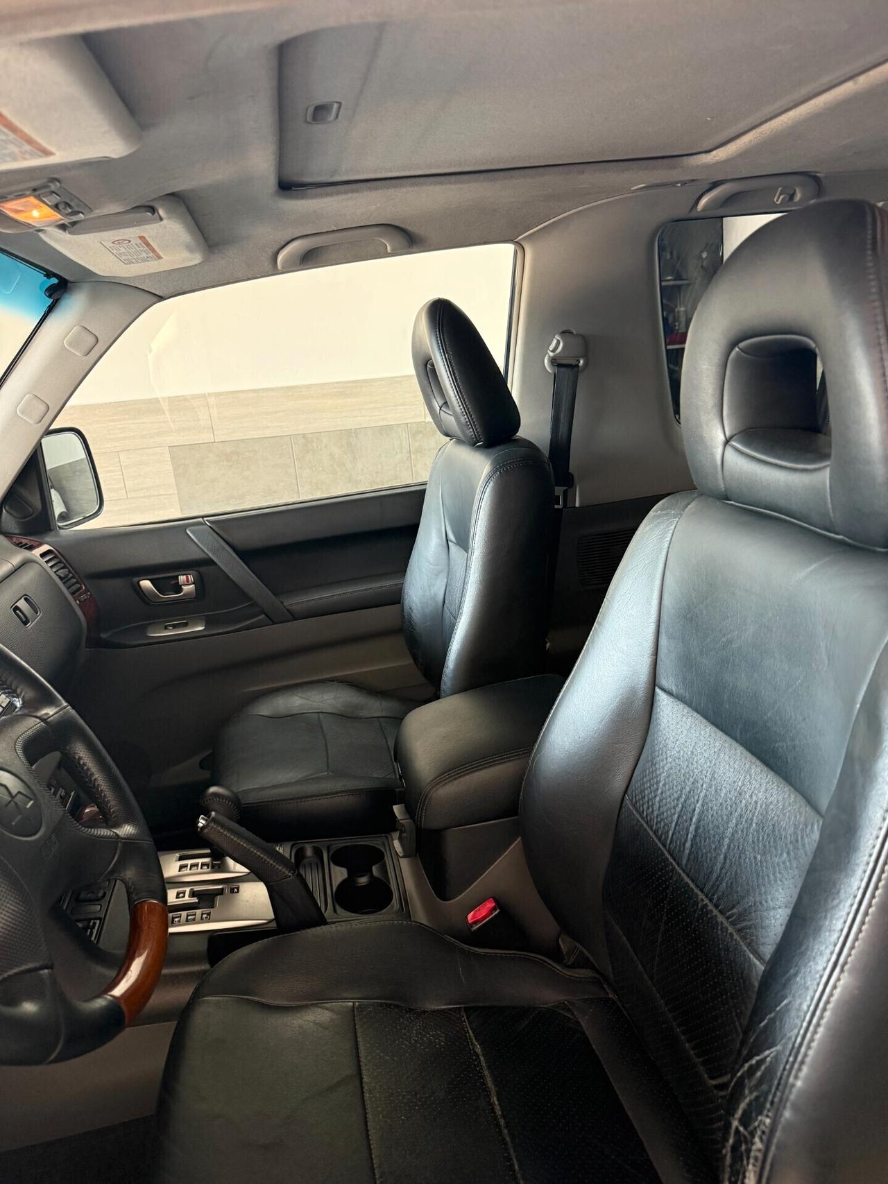 Mitsubishi Pajero 3.2 16V DI-D 3p. GLS2