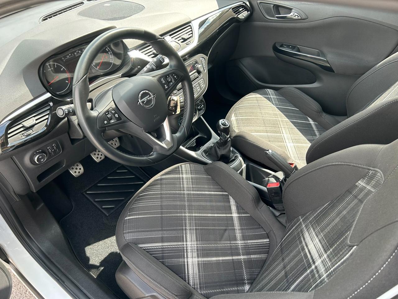 OPEL CORSA 1.4 GPL 90CV - OK NEOPATENTATI