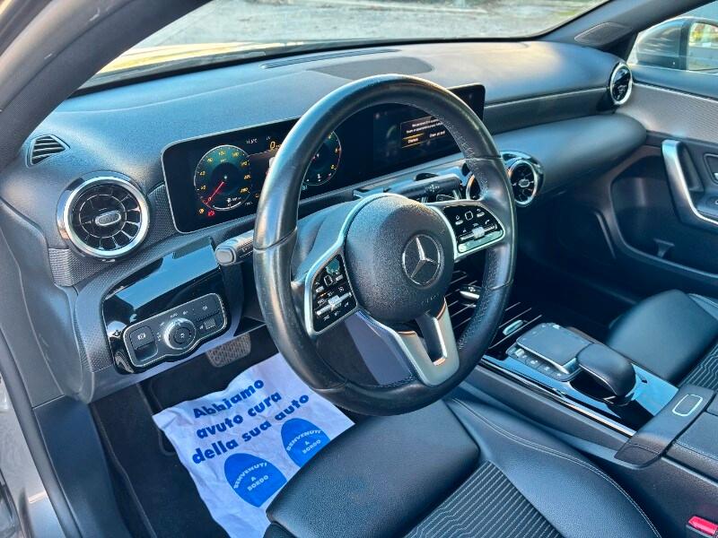 MERCEDES Classe A (V177) A 180 d Automatic ...