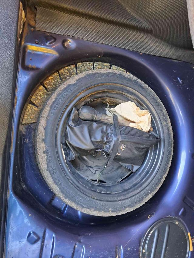 VOLKSWAGEN Golf 1.6 cat 5 porte ISCRITTA ASI OK NEOPATENTATI