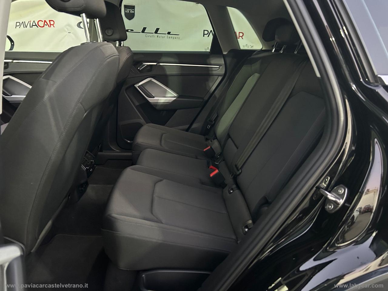 AUDI Q3 35 TDI quattro S tronic S line edit.