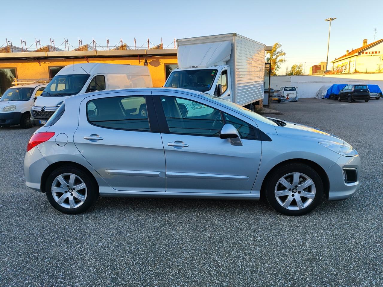Peugeot 308 1.6 8V HDi 93CV 5p. Business