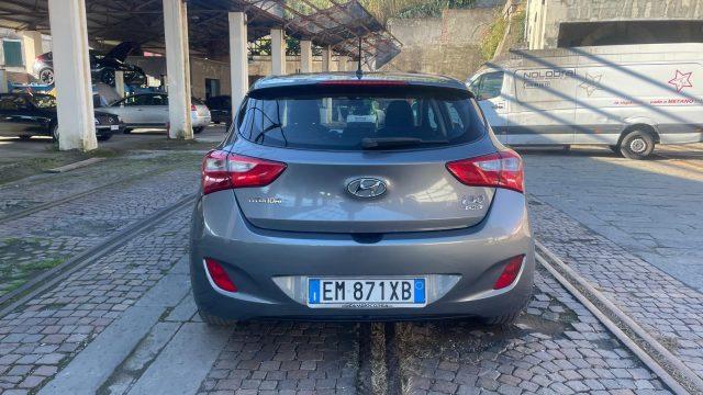 HYUNDAI i30 1.6 CRDi 5p. Comfort OK NEOPATENTATI