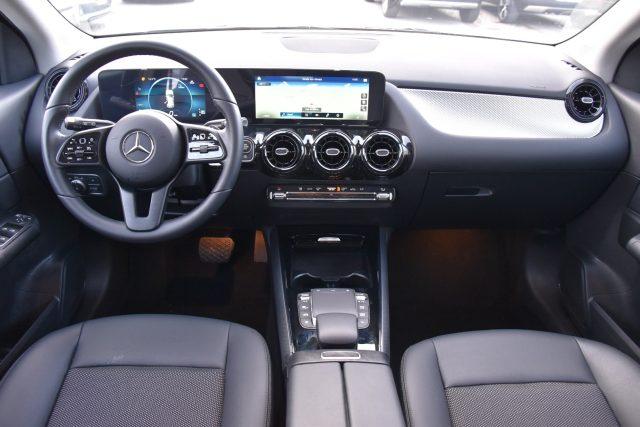 MERCEDES-BENZ GLA 200 d Automatic Business Extra