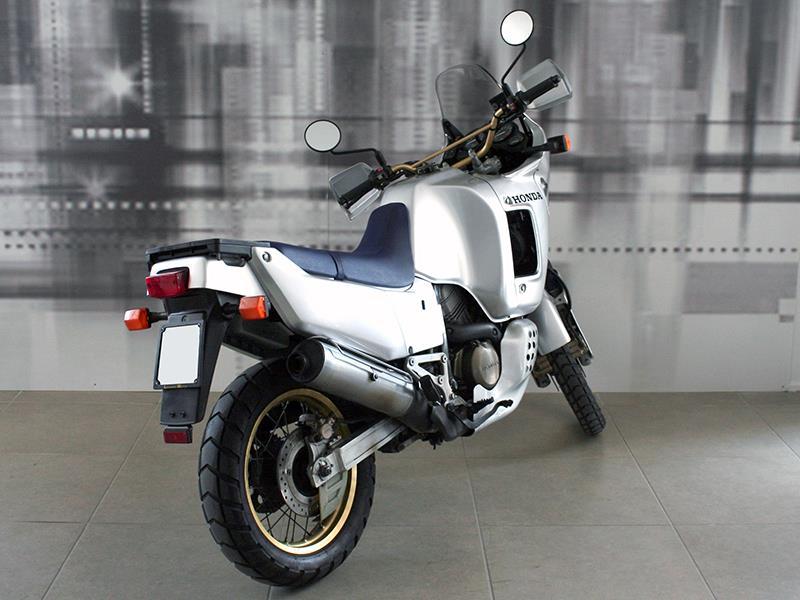 Honda Africa Twin 750 XRV