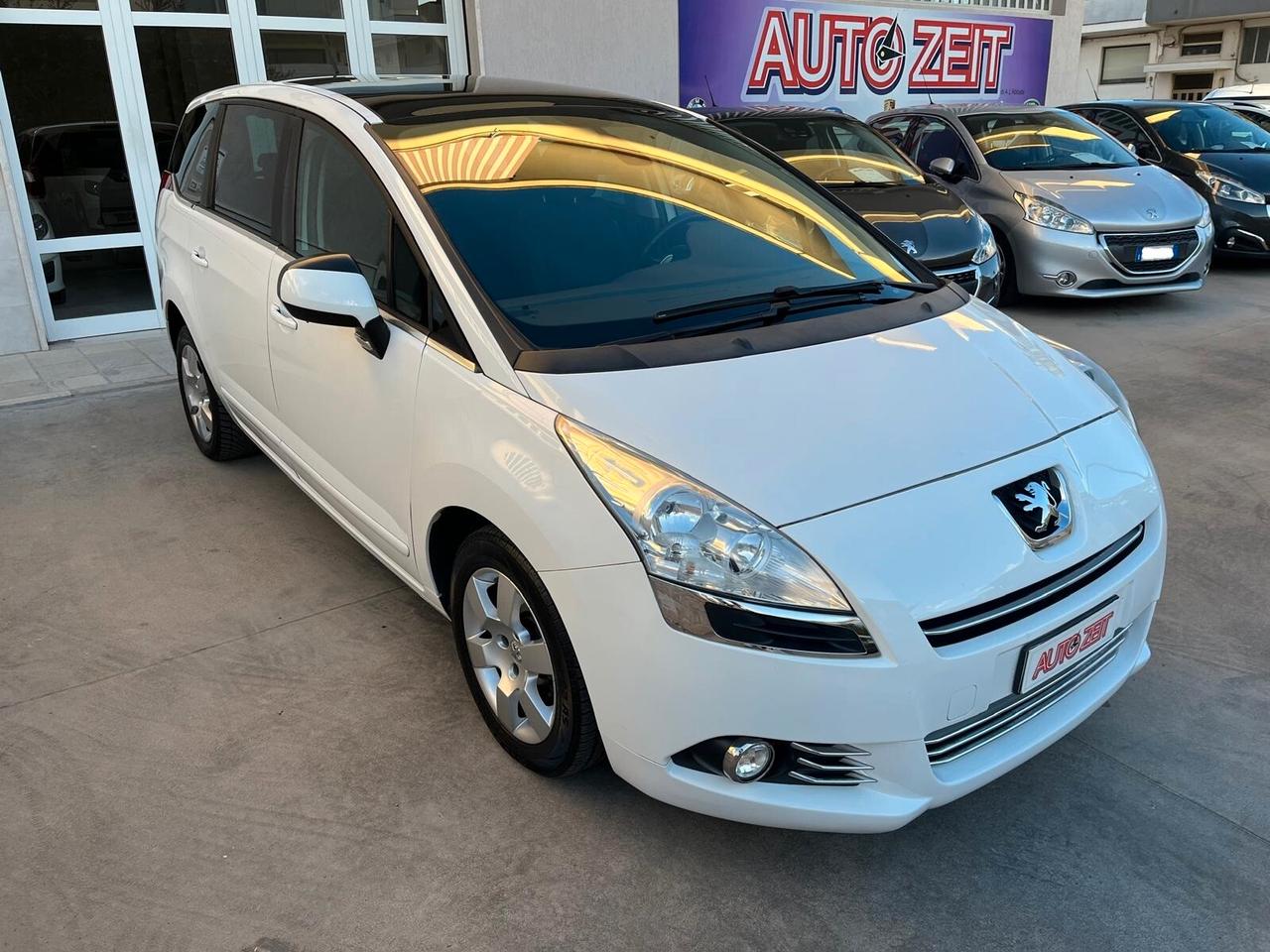 Peugeot 5008 1.6 e-HDi 115CV Stop&Start cambio robotizzato Active