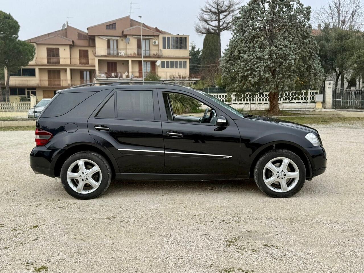 Mercedes ML 320 CDi Sport PERFETTO 135 milaKM