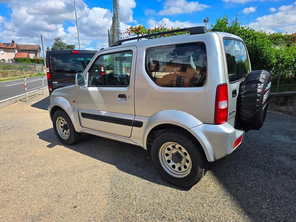 Suzuki Jimny 1.5 DDiS cat 4WD JLX