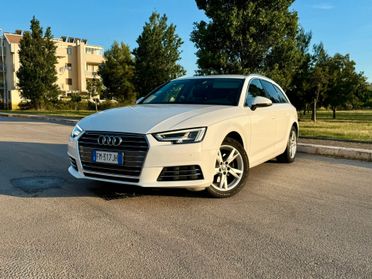 Audi A4 2.0 TDI 150 CV Sport