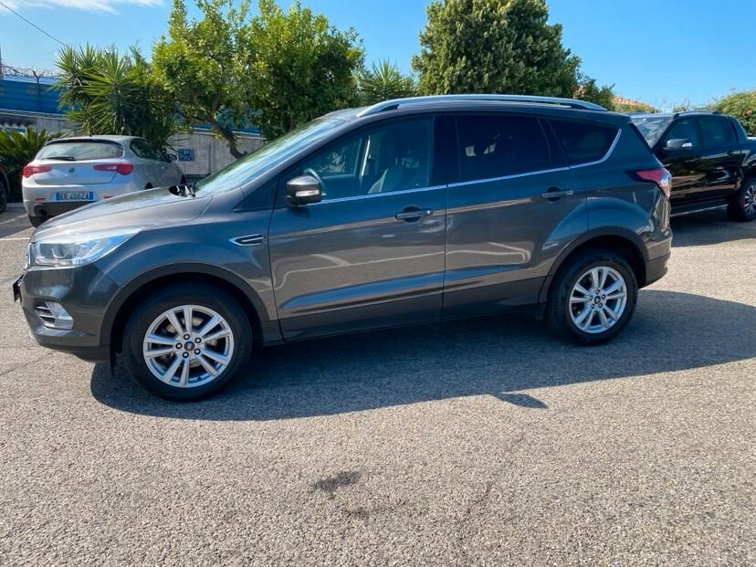 Ford Kuga 2.0 TDCI 120 CV S&S 2WD Powershift Business