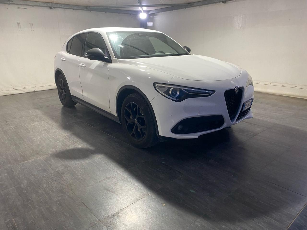 Alfa Romeo Stelvio 2.2 Turbodiesel 190 CV AT8 Q4 Business