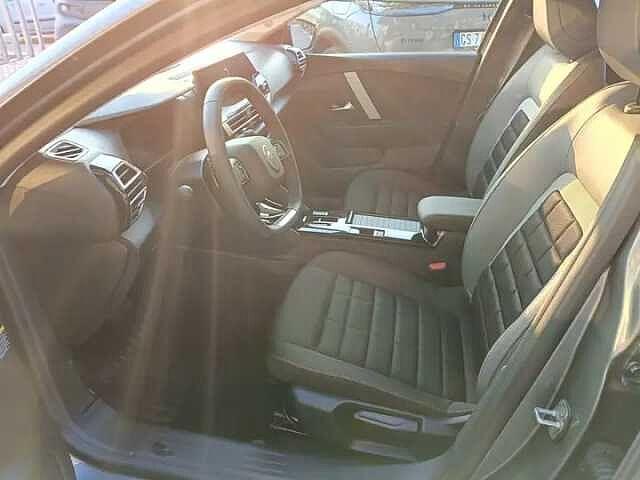 Citroen C4 1.2 PureTech 130cv EAT8 PLUS KM ZERO