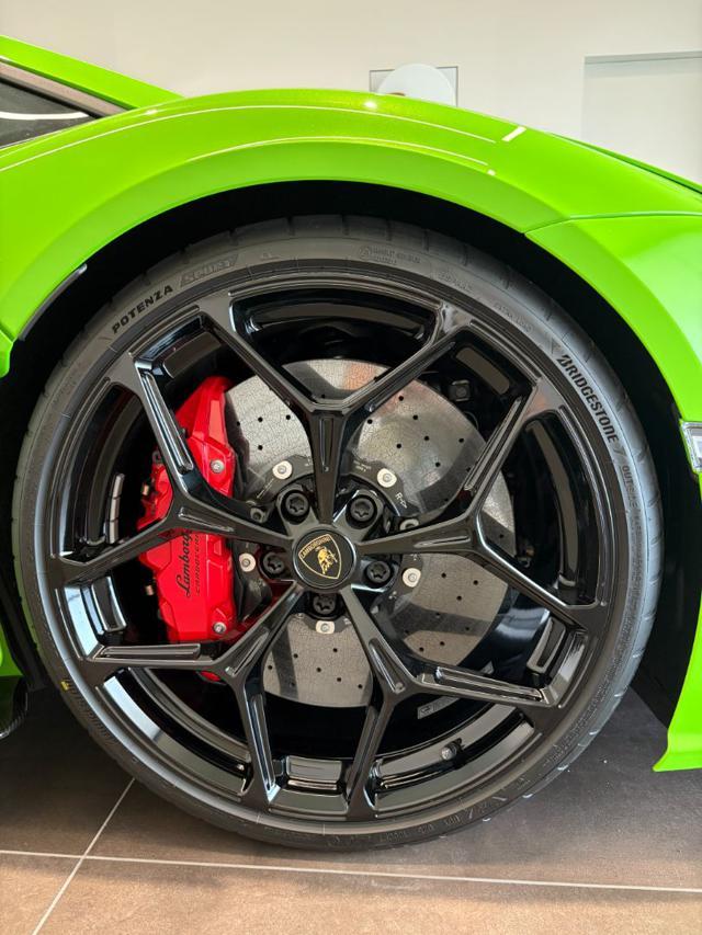 LAMBORGHINI Revuelto 6.5 V12 UFFICIALE ITALIA-SOLI 250KM
