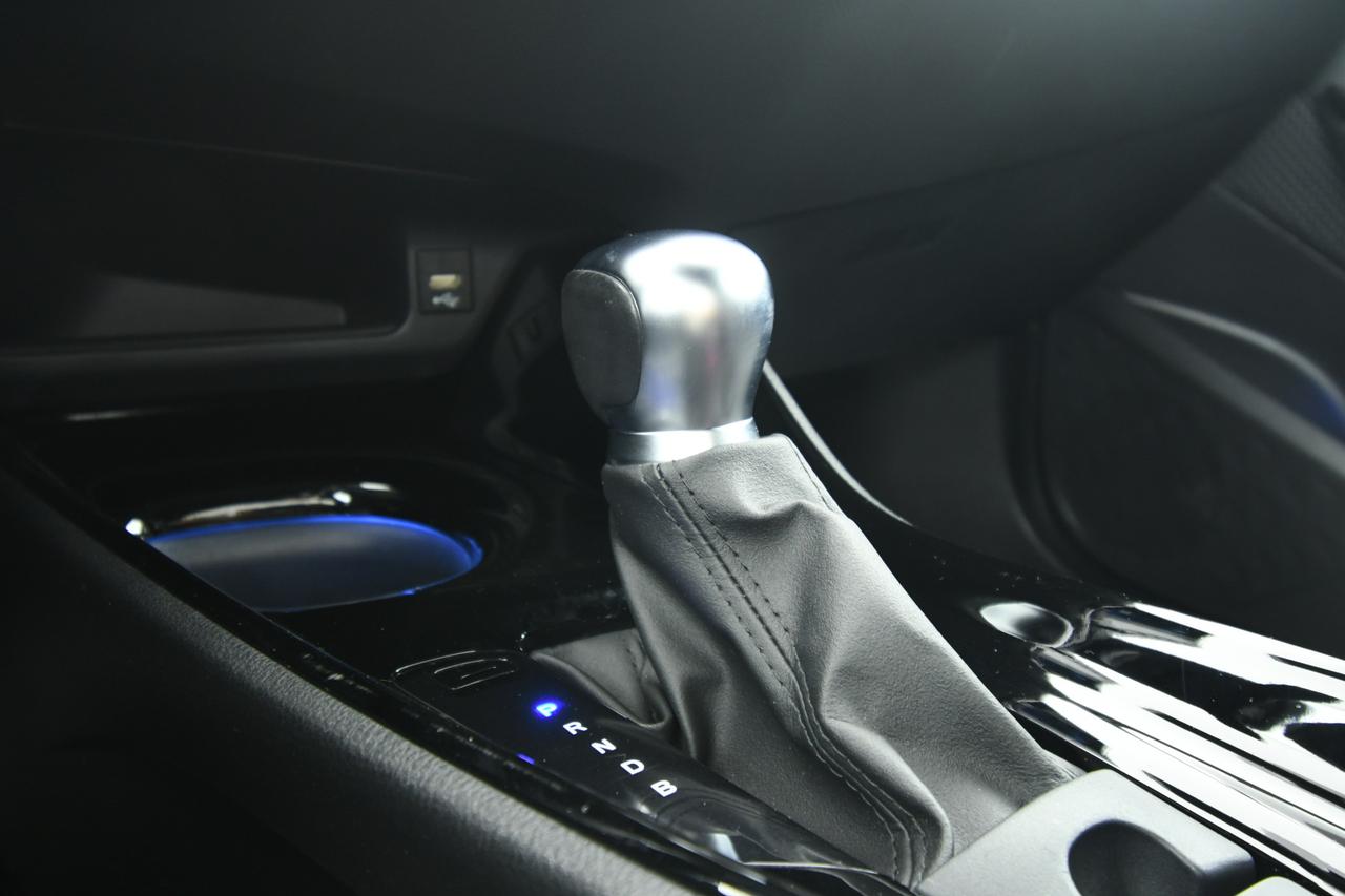 TOYOTA C-HR 1.8h Trend e-cvt NEOPATENTATI+CAMERA+ACC
