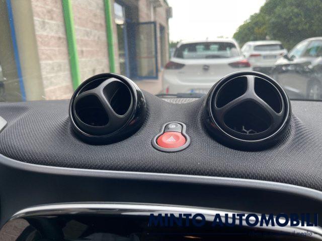 SMART ForFour 1.0 PASSION 71CV SENSORI PARCHEGGIO BLUETOOTH