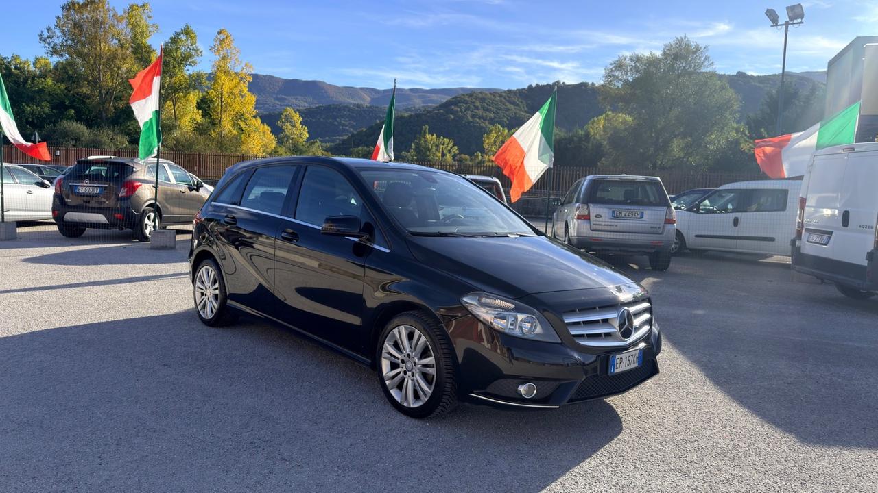 Mercedes-benz B 200 CDI BlueEFFICIENCY Executive