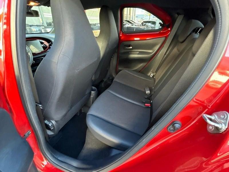 Toyota Aygo X Aygo X 1.0 VVT-i 72 CV 5 porte Lounge