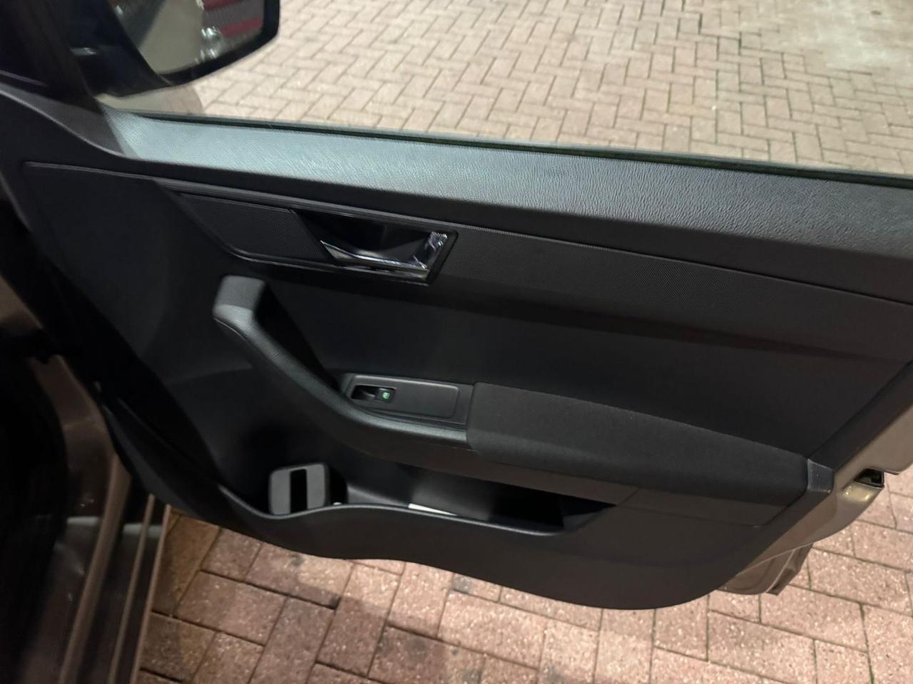 Skoda Fabia Ambition 1.0 MPI #7738