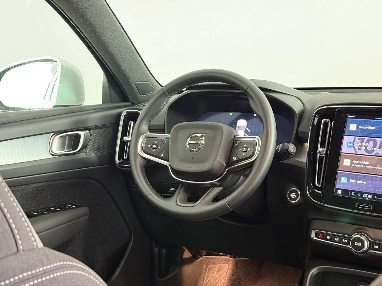 VOLVO XC40 2023 - XC40 2.0 b3 Core auto