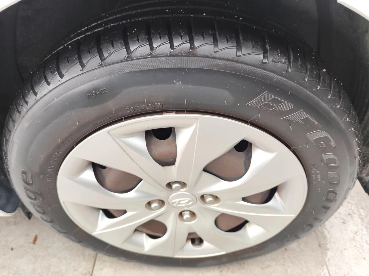 Hyundai i20 1.2 BENZINA GARANZIA 12 MESI