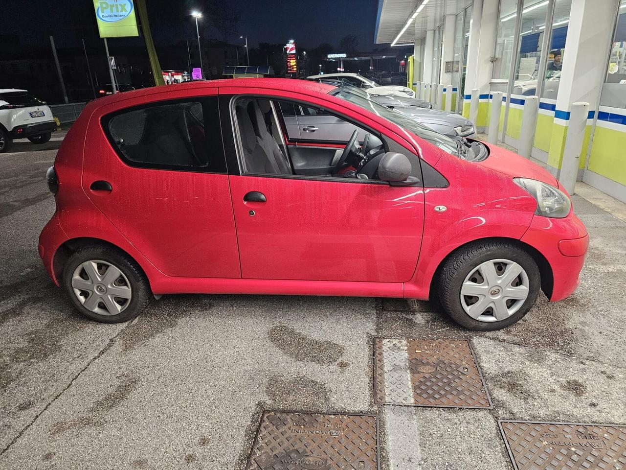 Toyota Aygo 1.0 12V VVT-i 5 porte Sol