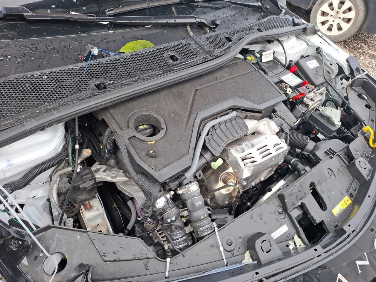 LANCIA YPSILON 2025 IBRIDA SINISTRATA 6000KM