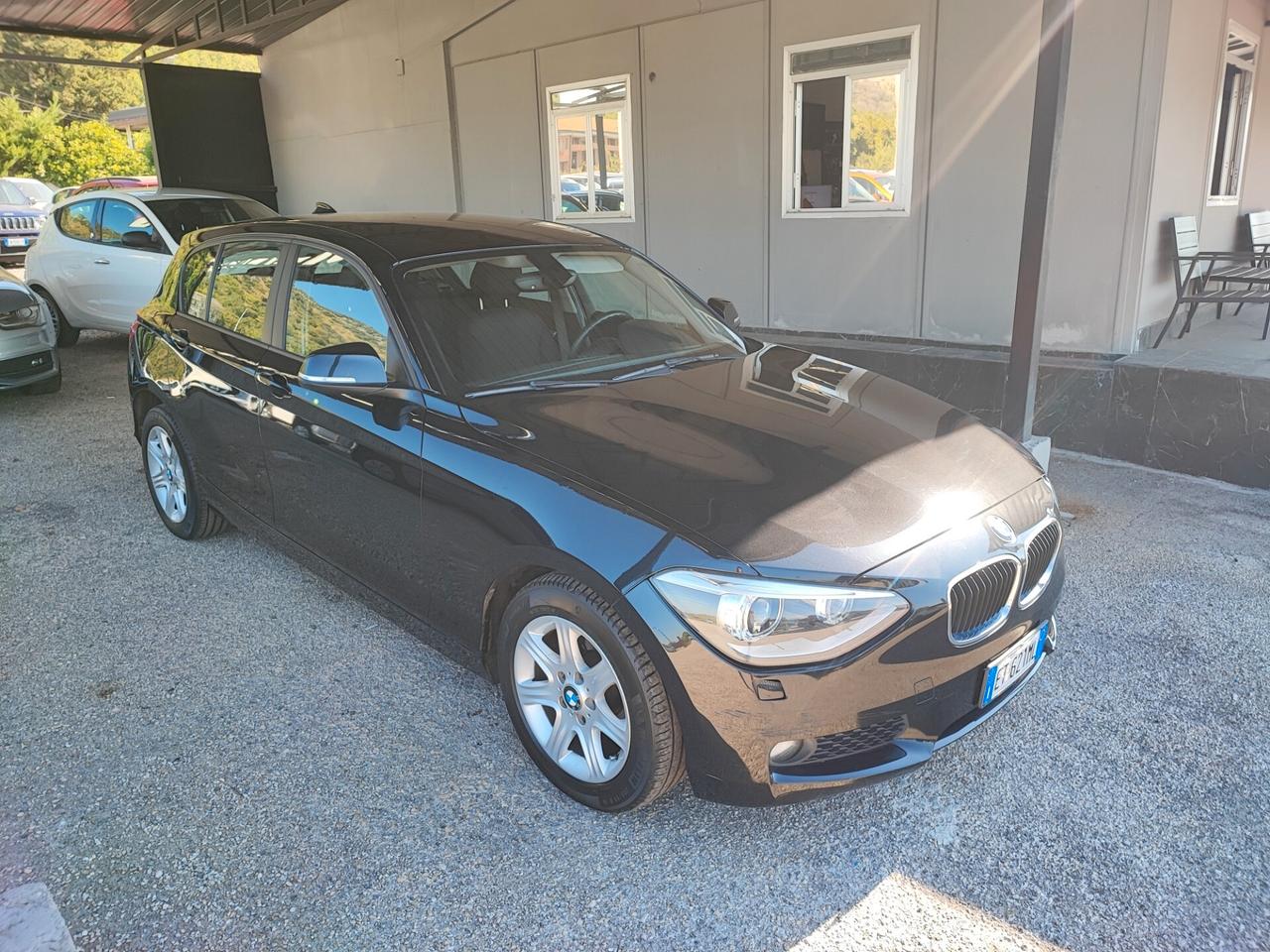 Bmw 116 118d 5p. Urban