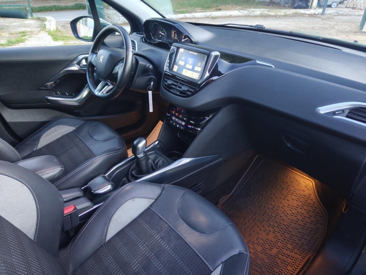 Peugeot 2008 1.6 e-HDi 92 CV Stop&Start Allure